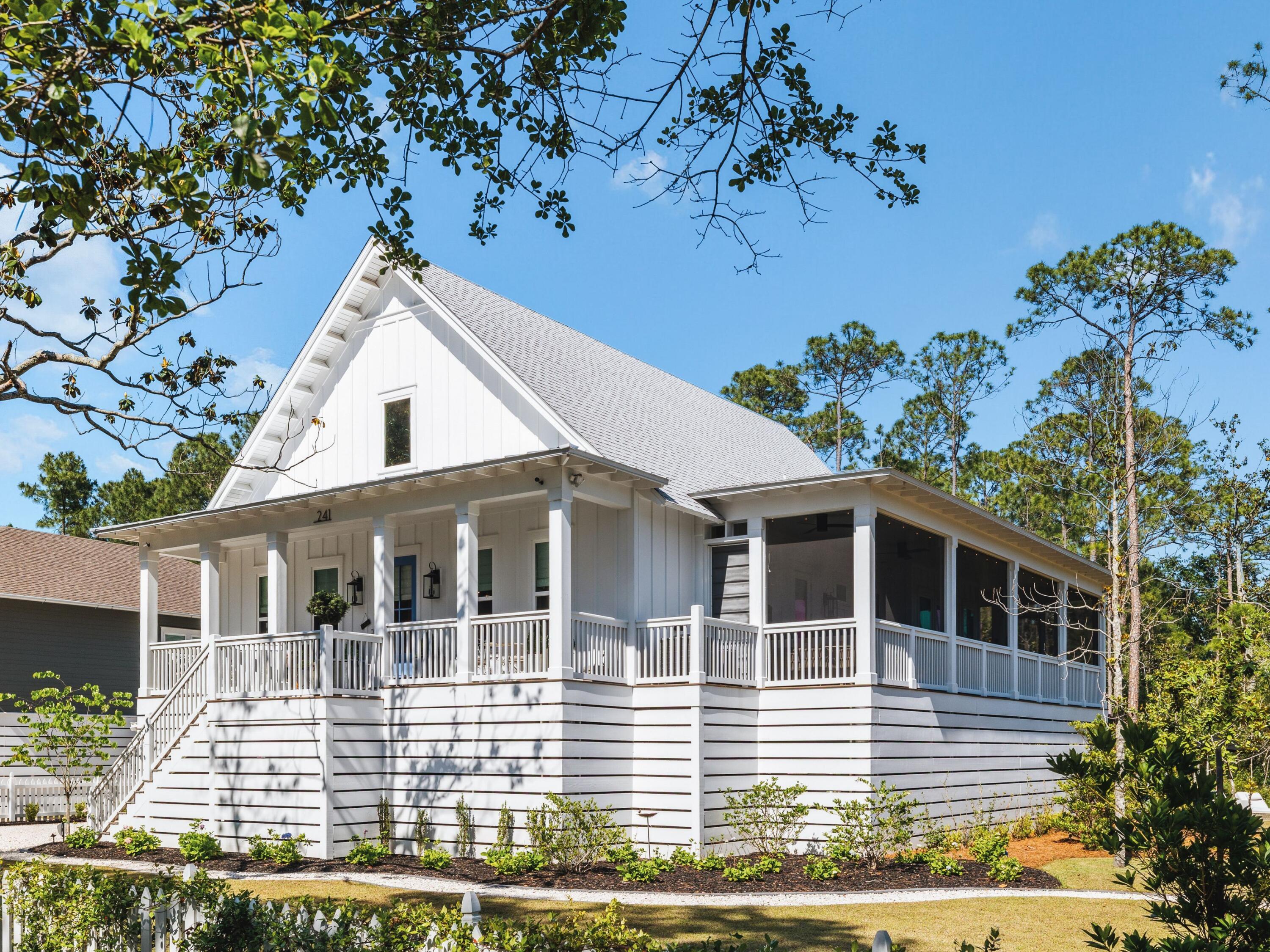 TOWN OF SANTA ROSA - Residential