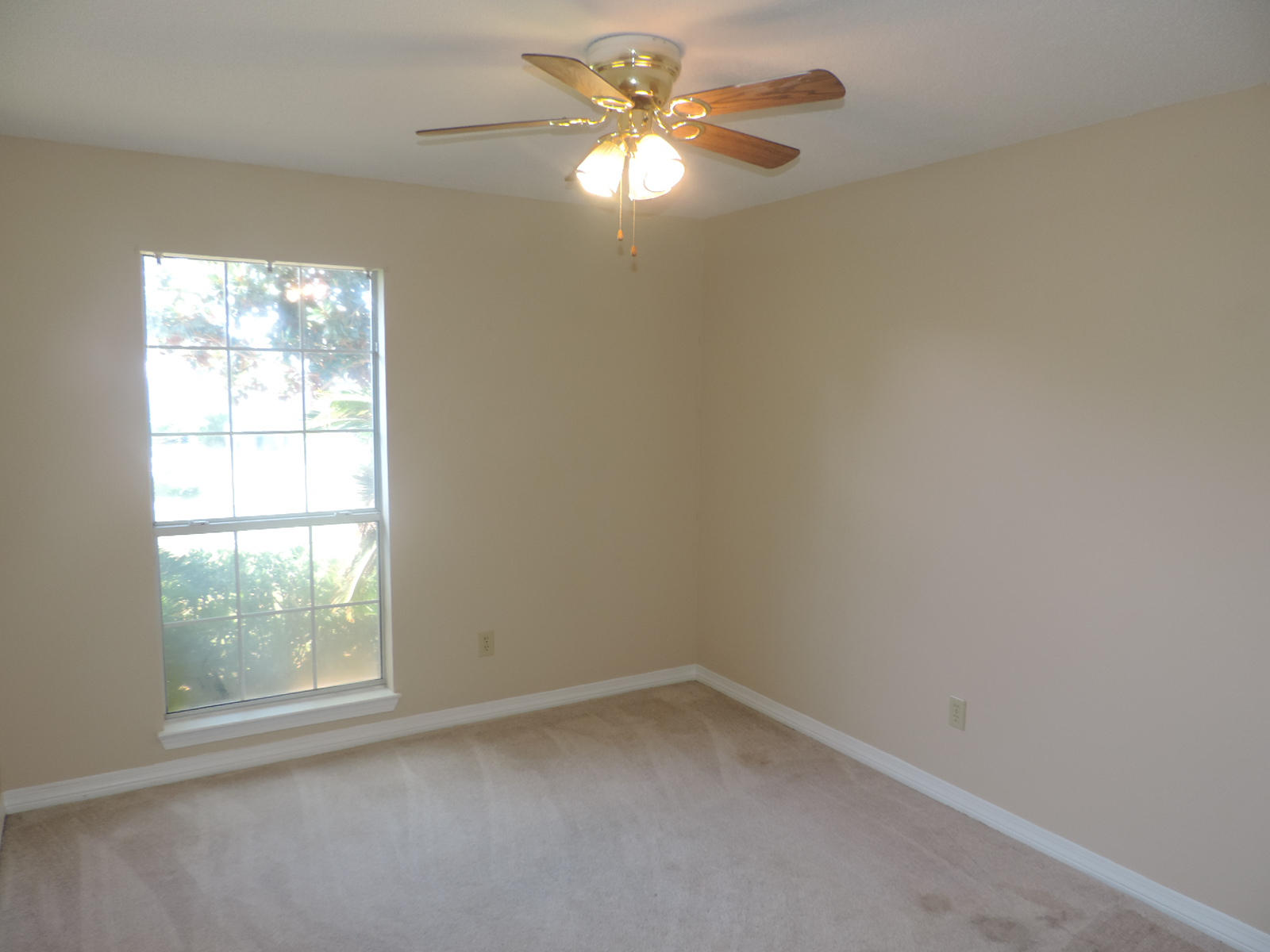 EMERALD POINT PLAT 3 - Residential