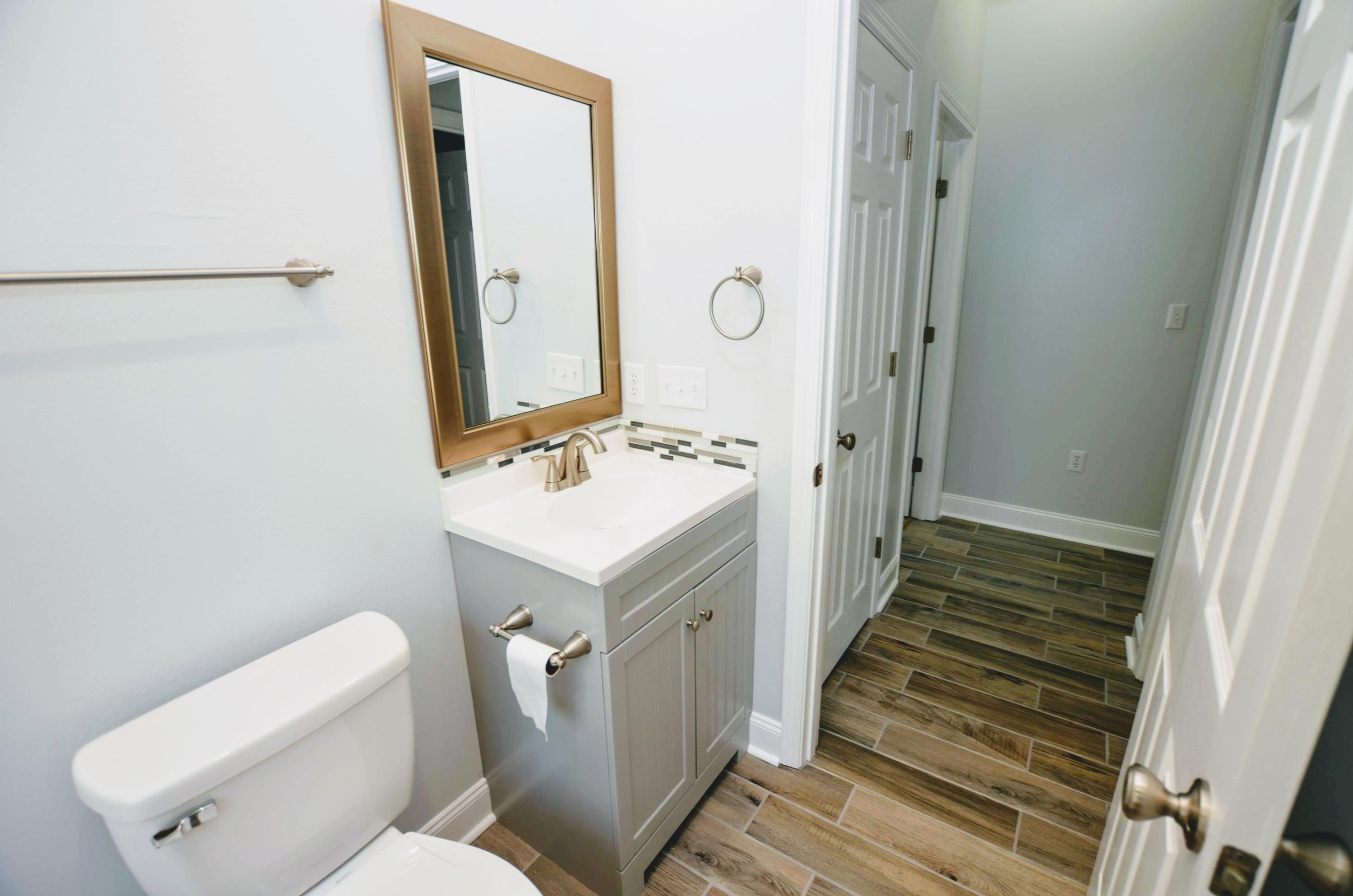 ROYAL OAKS - Residential