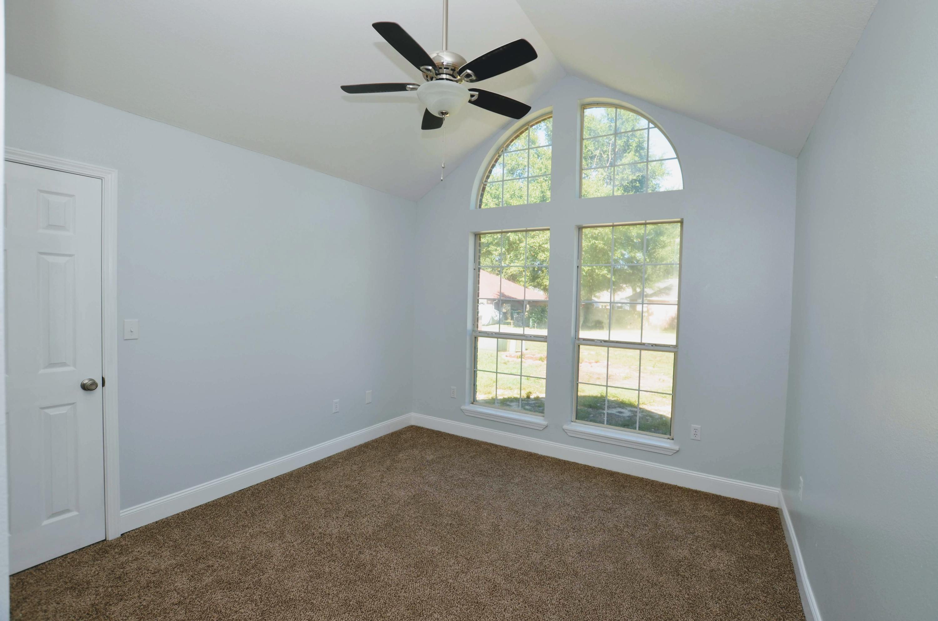 ROYAL OAKS - Residential