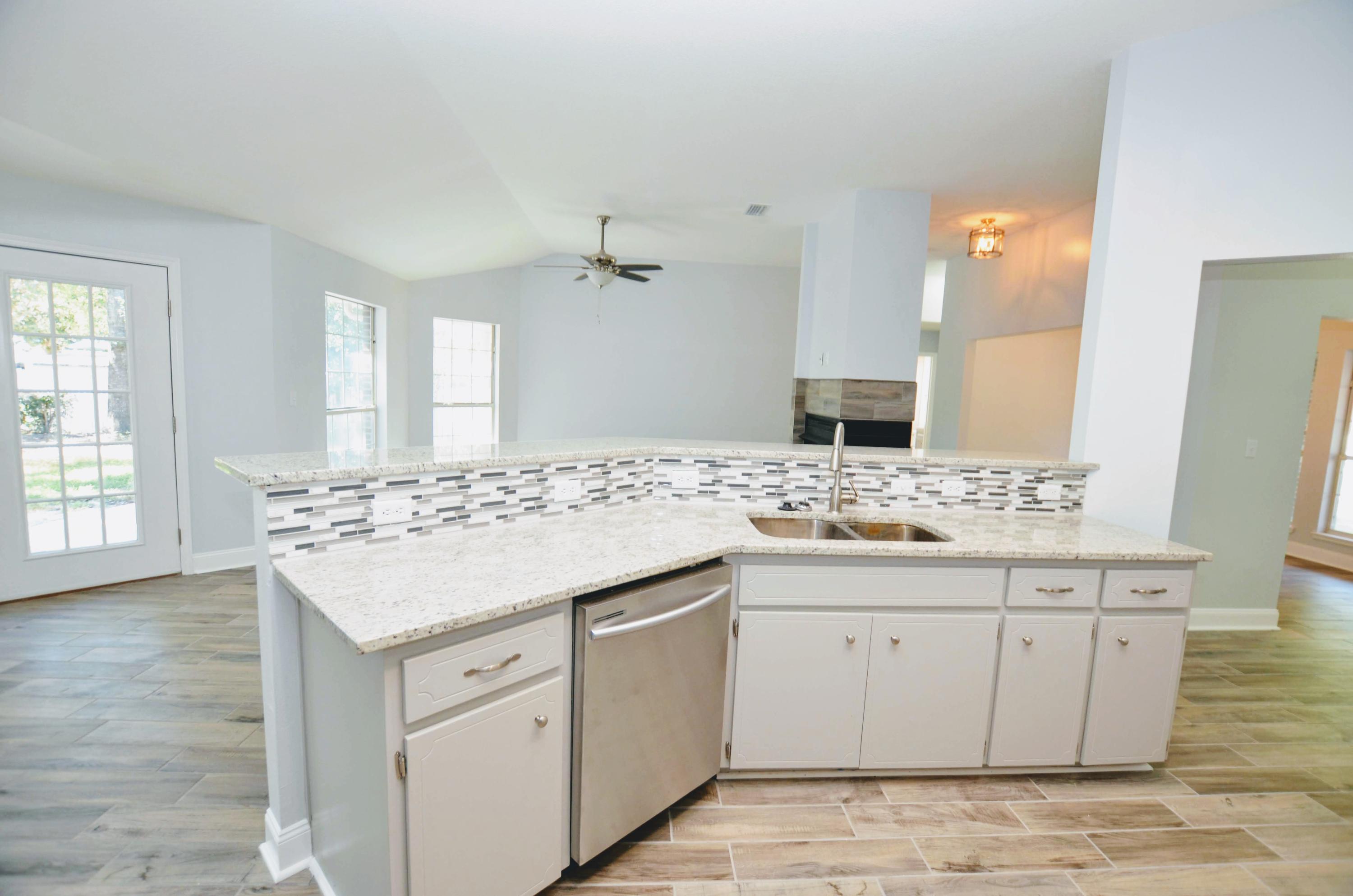 ROYAL OAKS - Residential