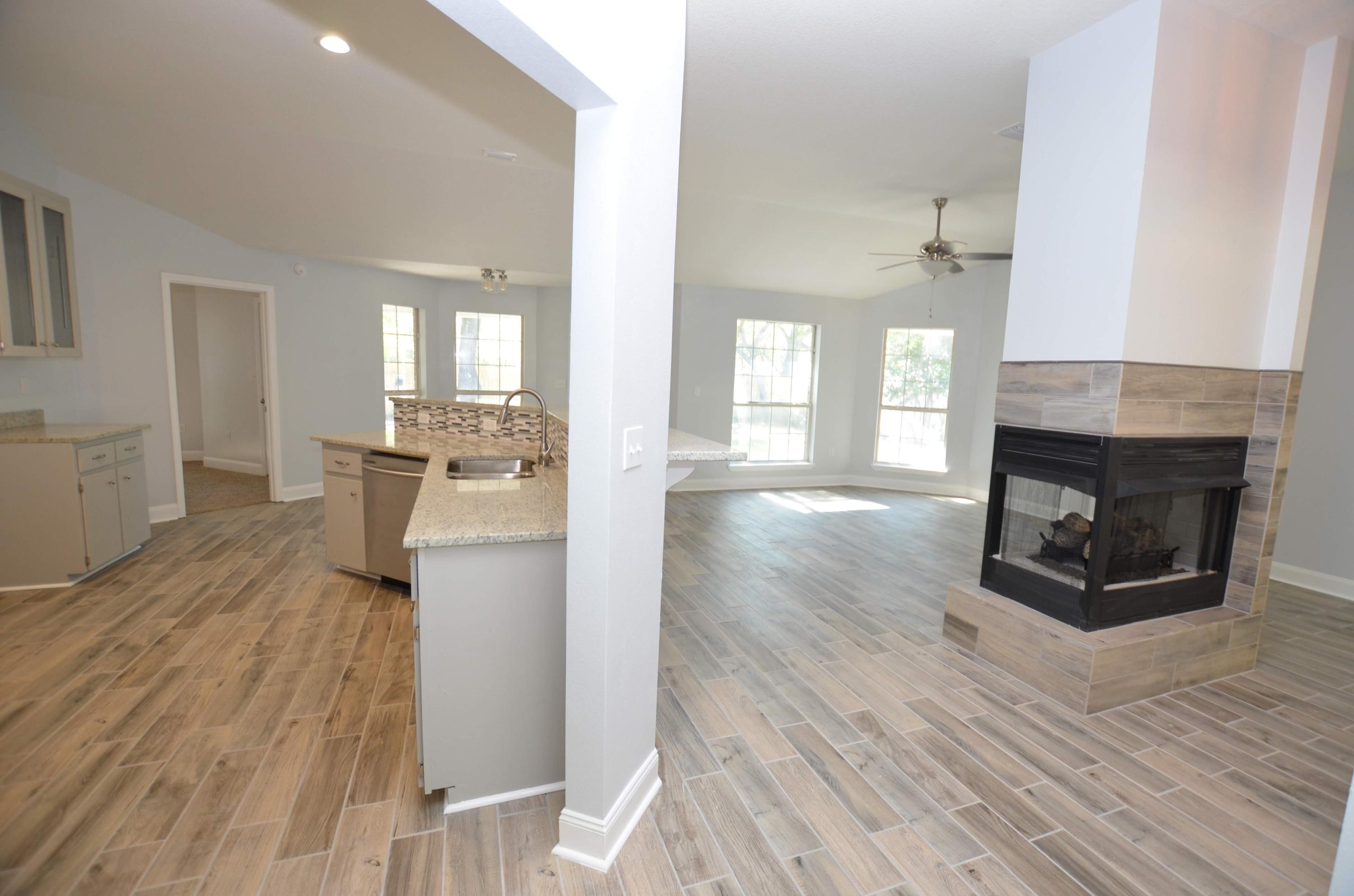 ROYAL OAKS - Residential