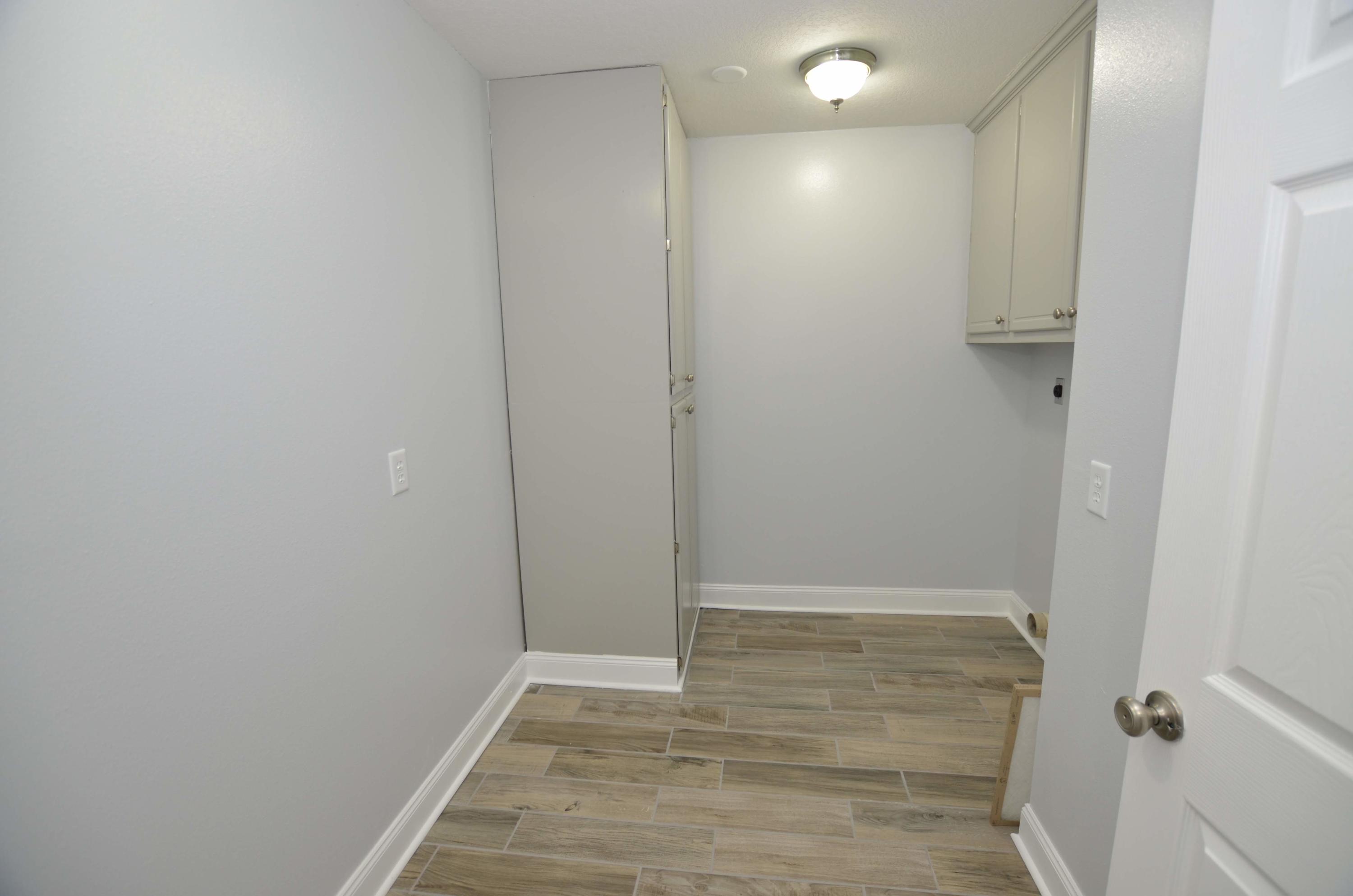 ROYAL OAKS - Residential