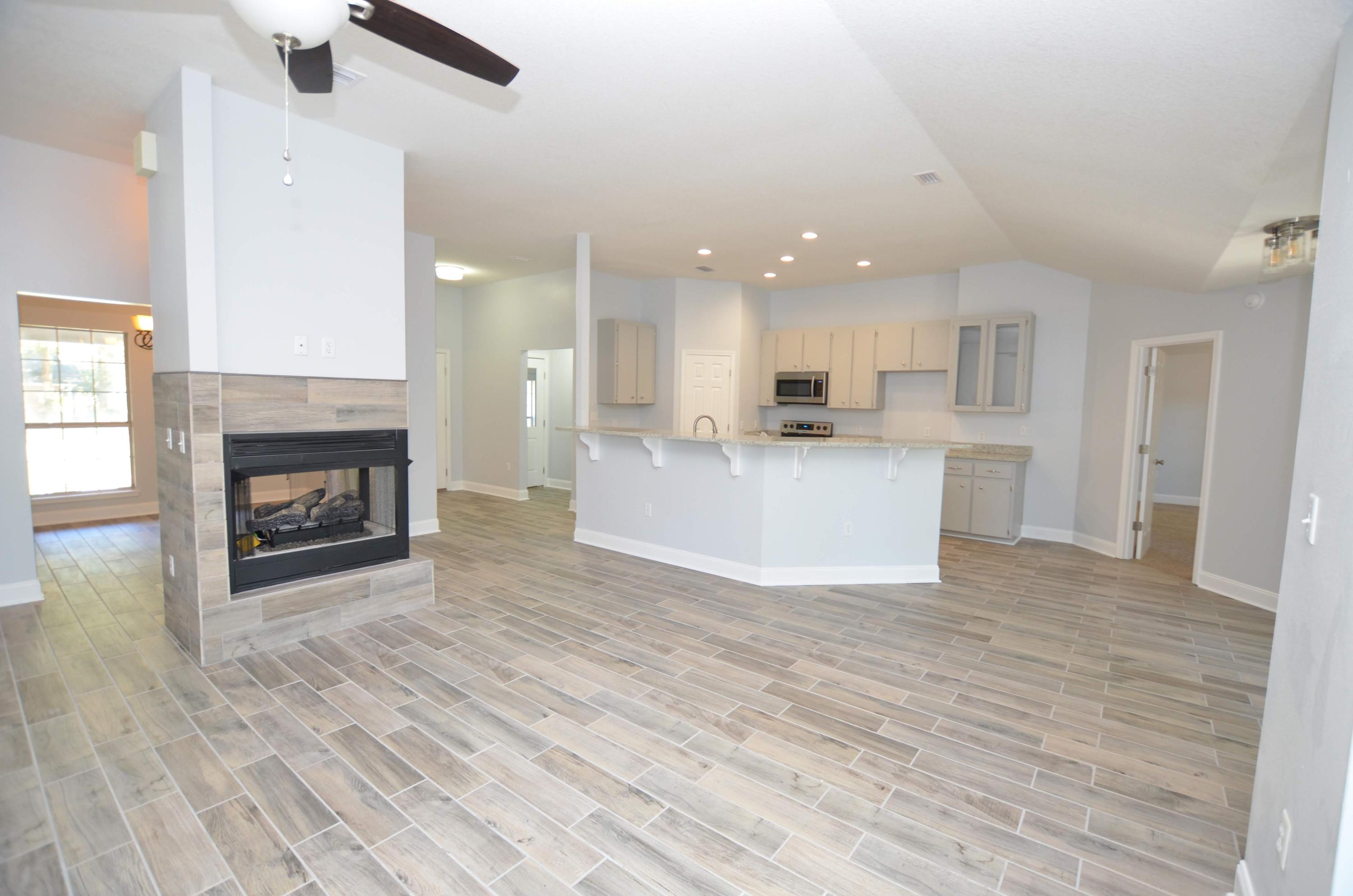 ROYAL OAKS - Residential