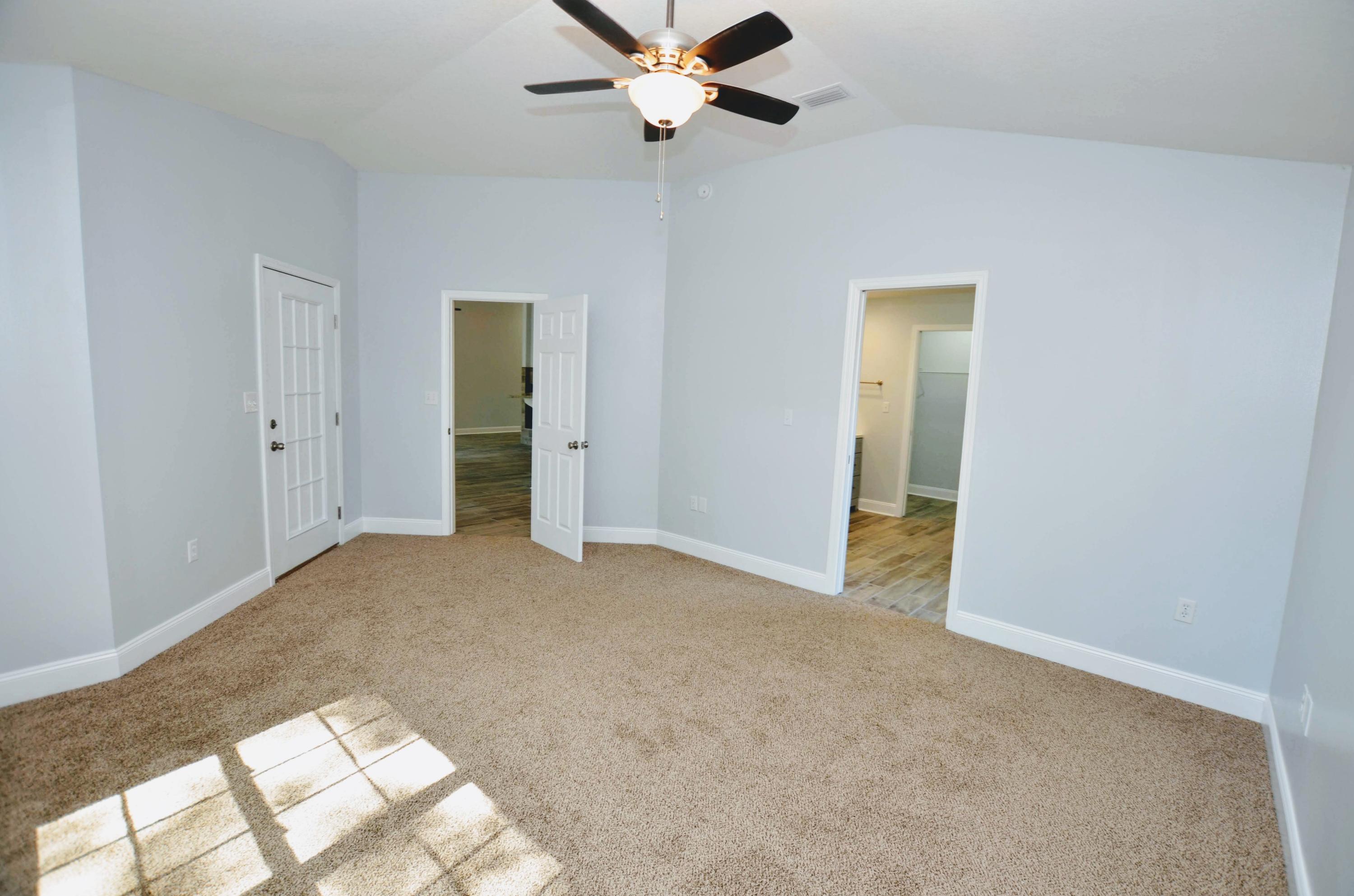 ROYAL OAKS - Residential