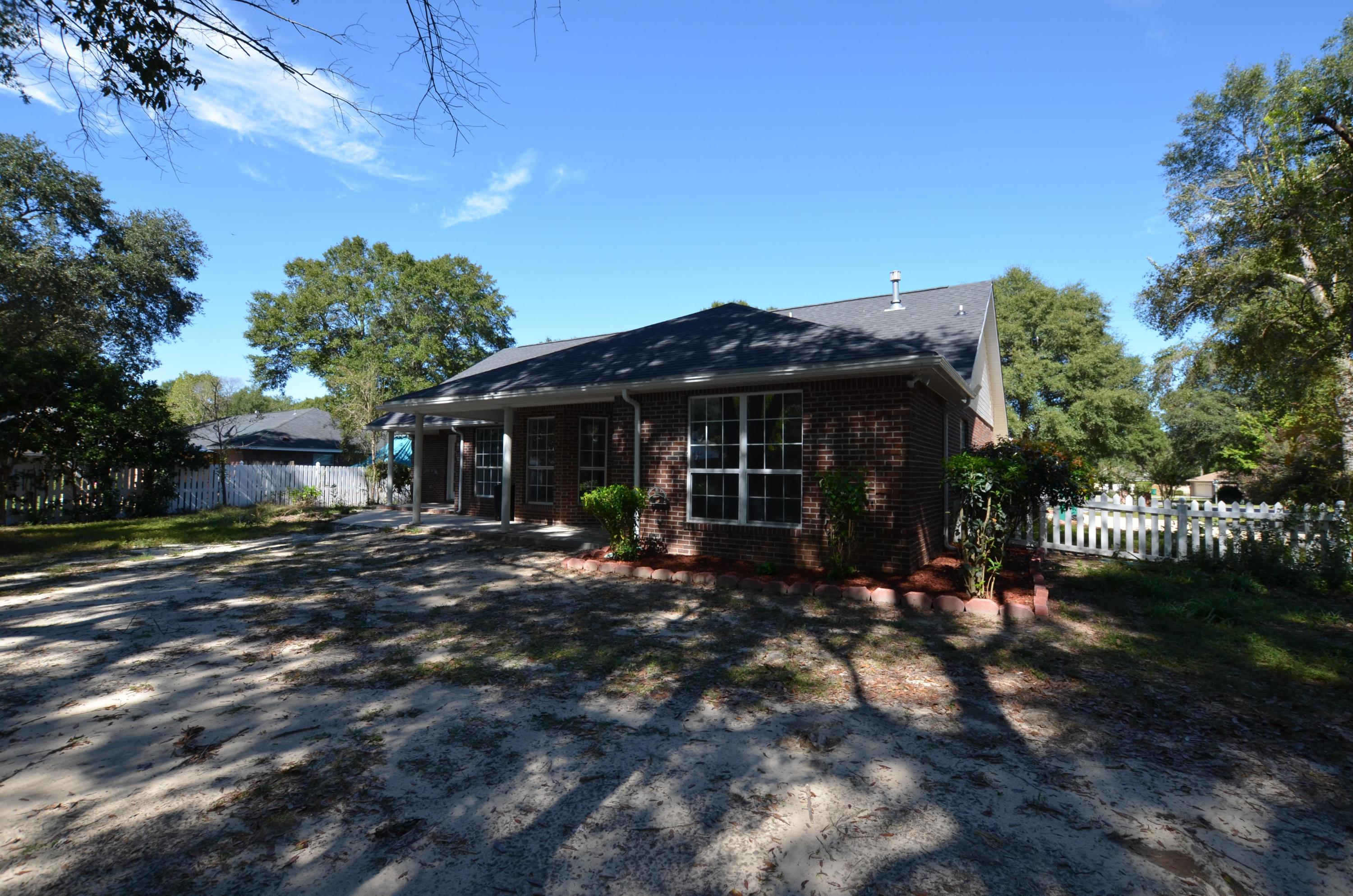 ROYAL OAKS - Residential