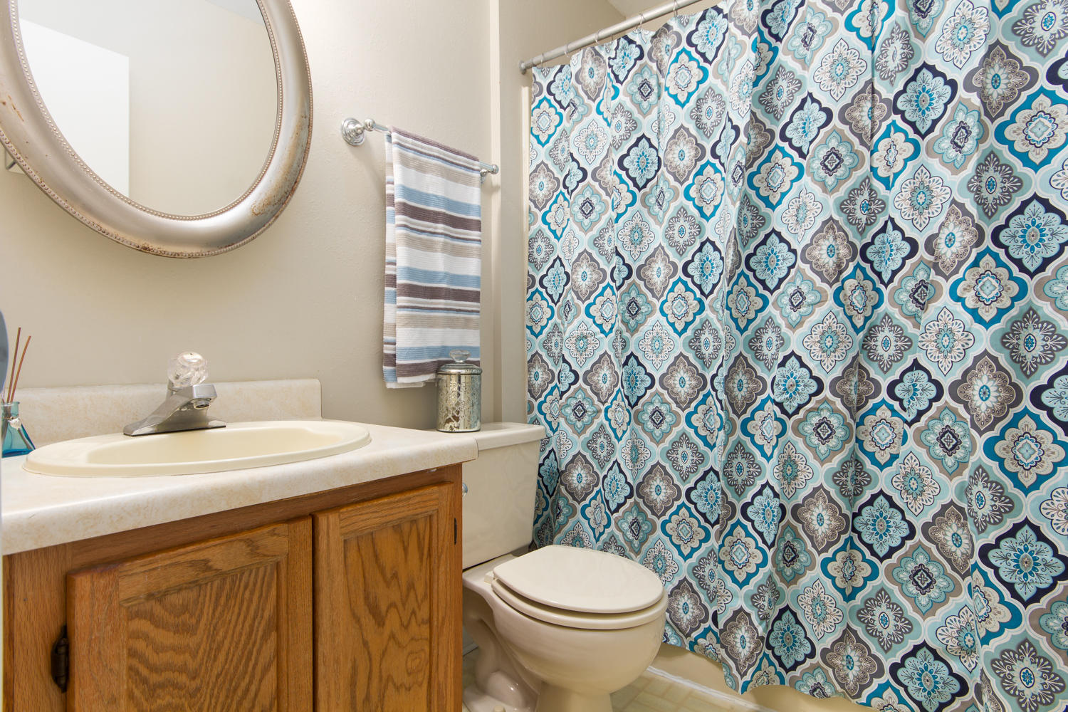 CREEKSIDE - Residential