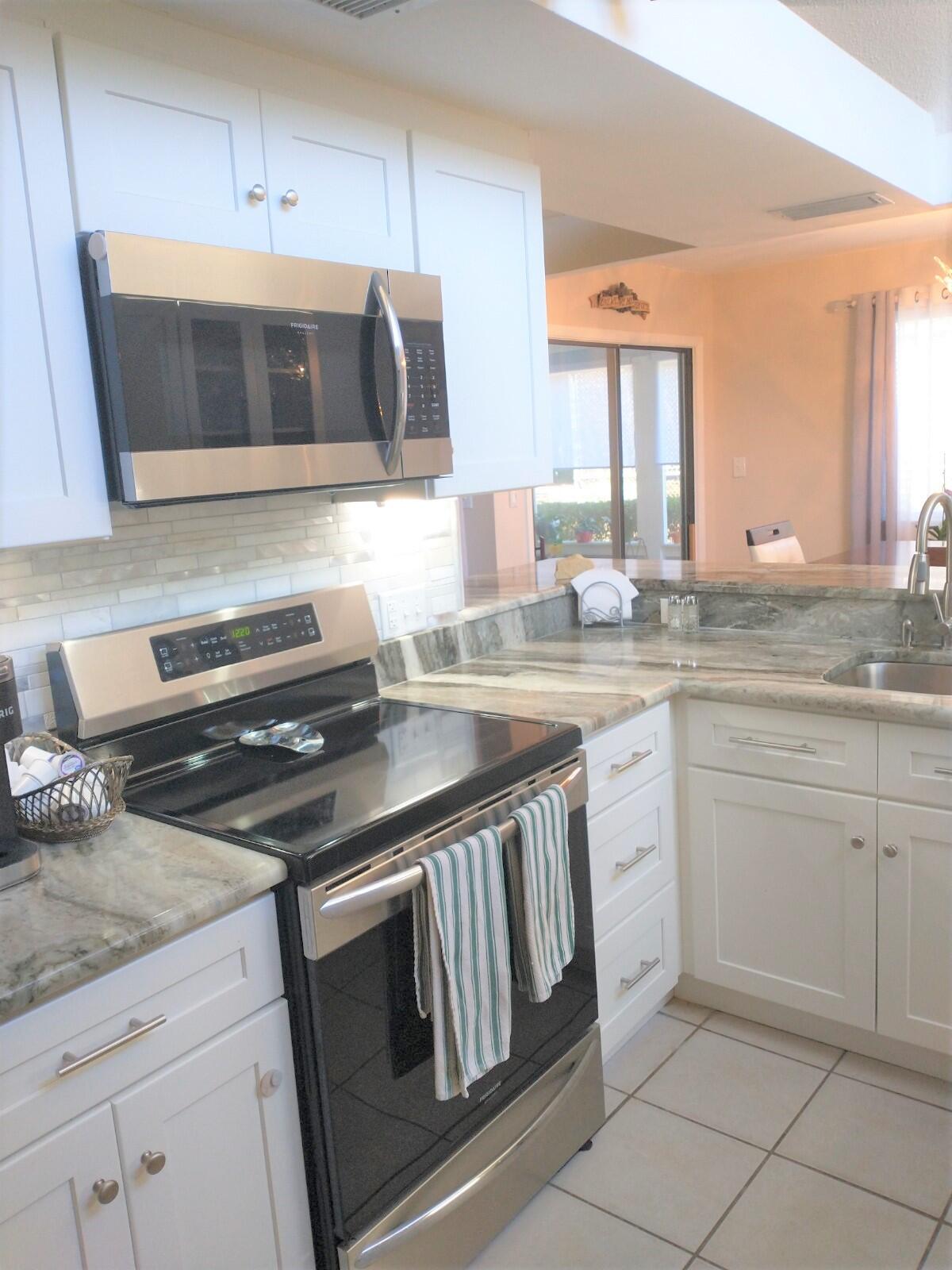 MOSSEY COVE T/H PH 2 - Residential