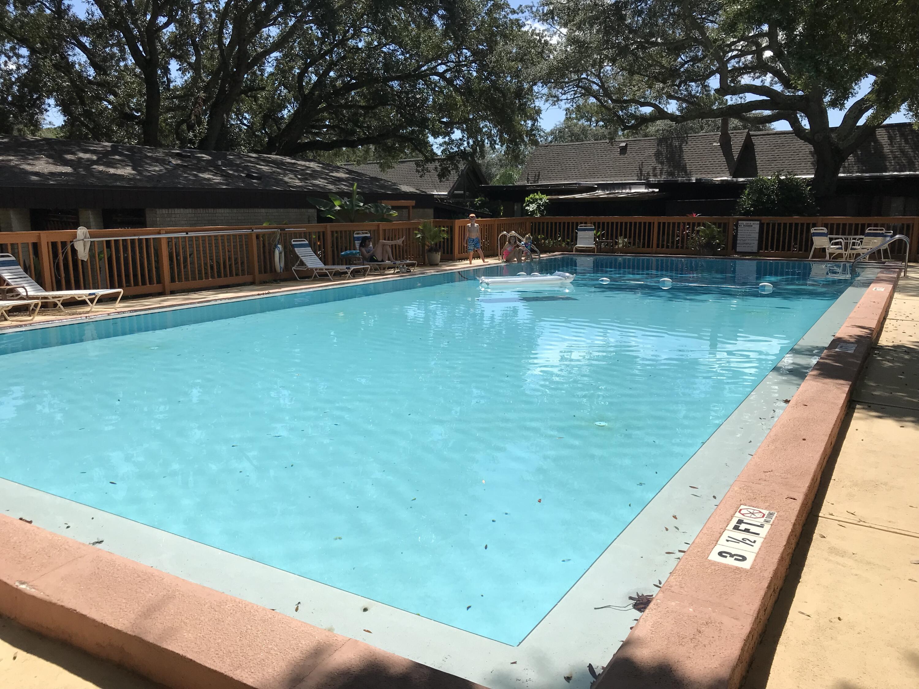 MOSSEY COVE T/H PH 2 - Residential