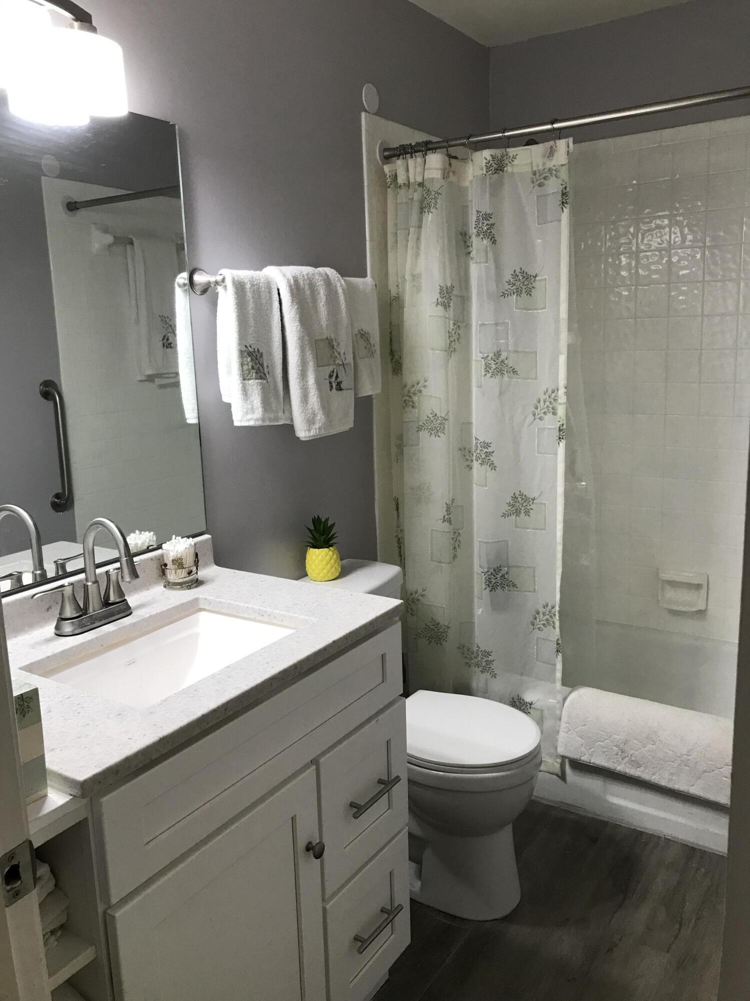 MOSSEY COVE T/H PH 2 - Residential