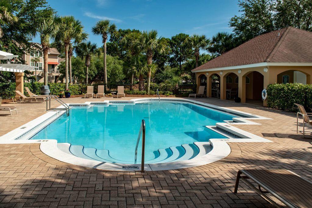 TURNBERRY VILLAS CONDO - Residential