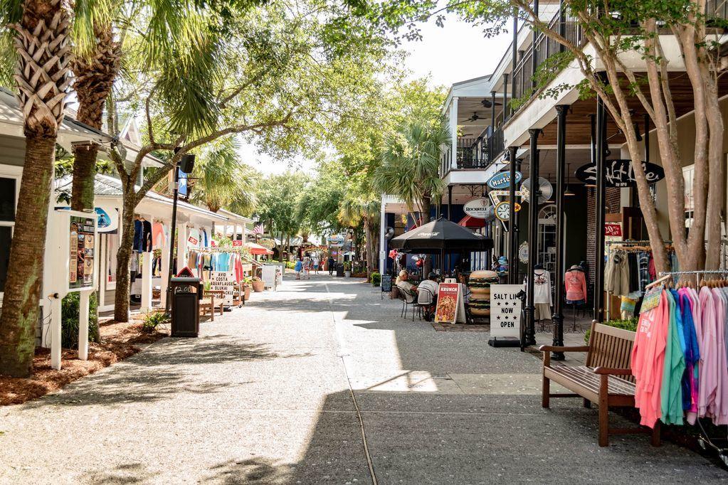 TURNBERRY VILLAS CONDO - Residential