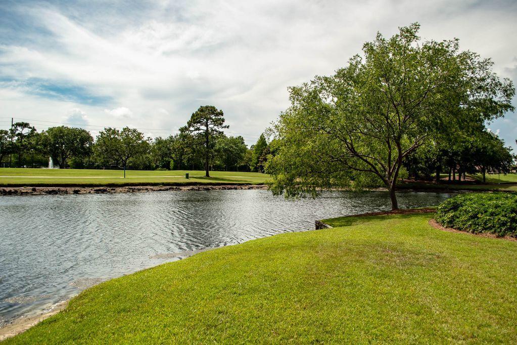 TURNBERRY VILLAS CONDO - Residential