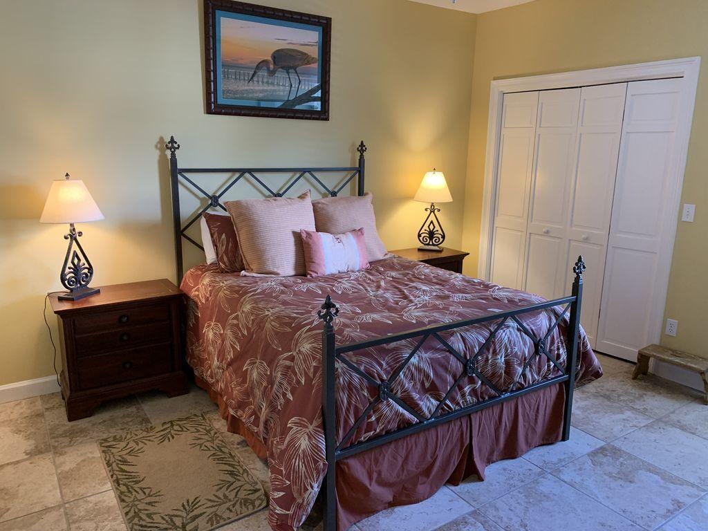 TURNBERRY VILLAS CONDO - Residential