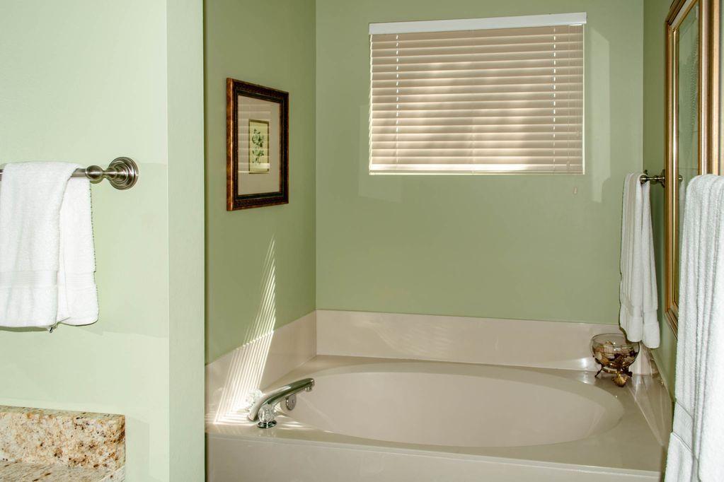 TURNBERRY VILLAS CONDO - Residential