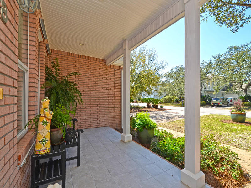 LAKEWOOD POINTE ESTATES - Residential