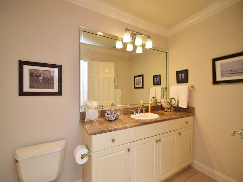 LAKEWOOD POINTE ESTATES - Residential