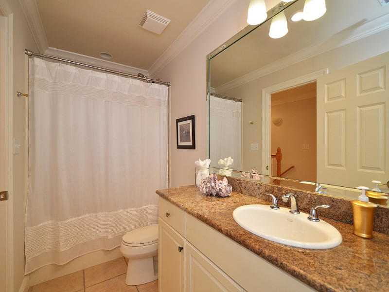 LAKEWOOD POINTE ESTATES - Residential