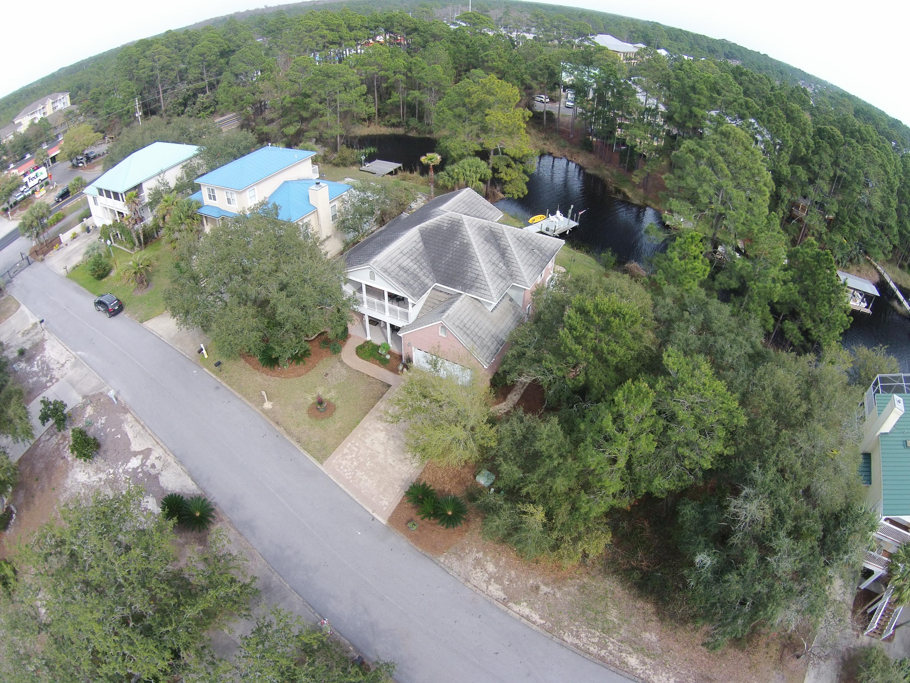 LAKEWOOD POINTE ESTATES - Residential