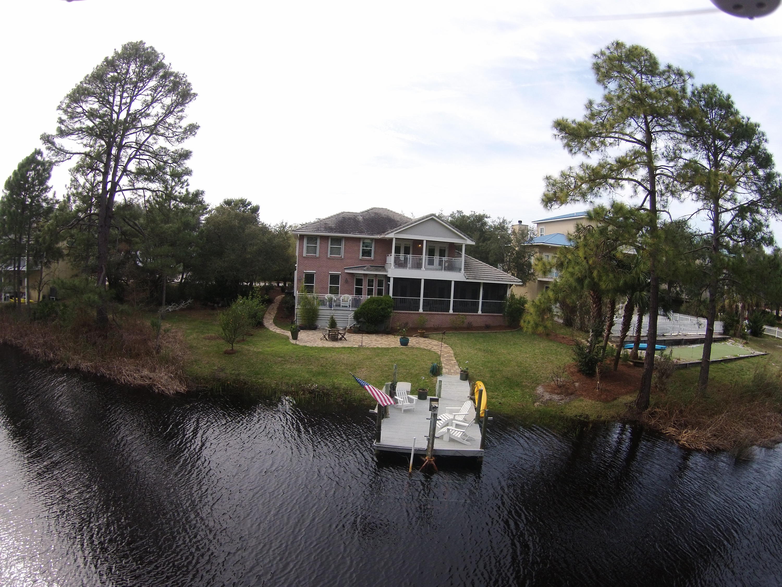 LAKEWOOD POINTE ESTATES - Residential