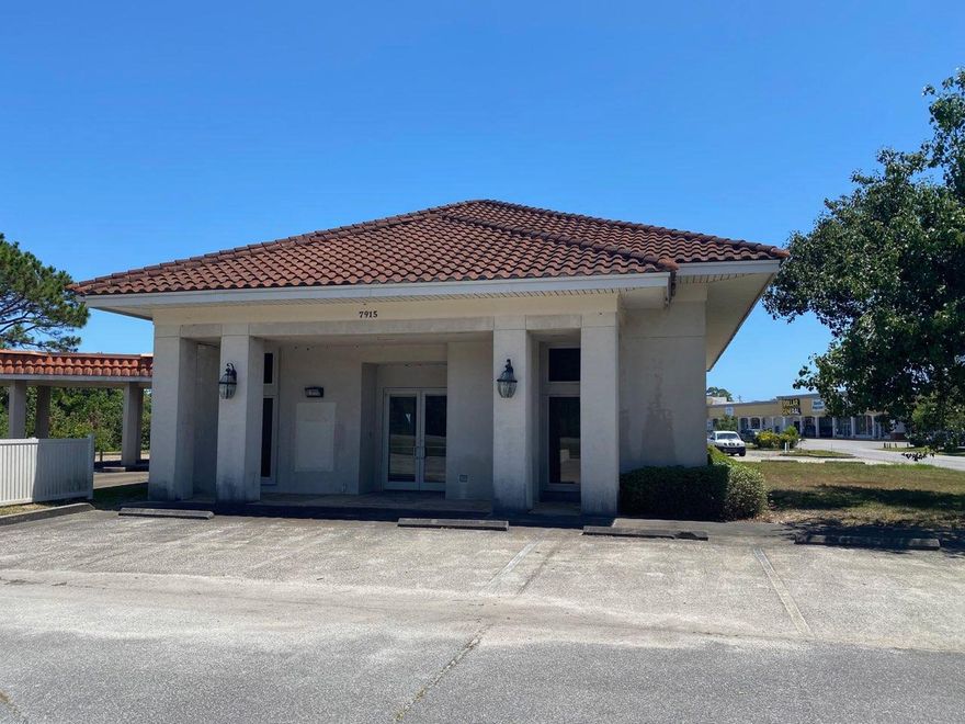 Free standing bank building with drive through teller line and 160 frontage feet on Panama City Beach Parkway.