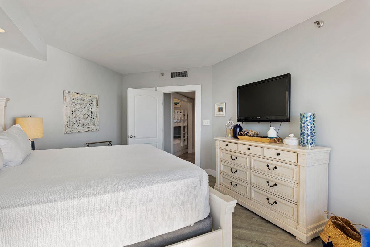 DESTIN SURFSIDE CONDO - Residential