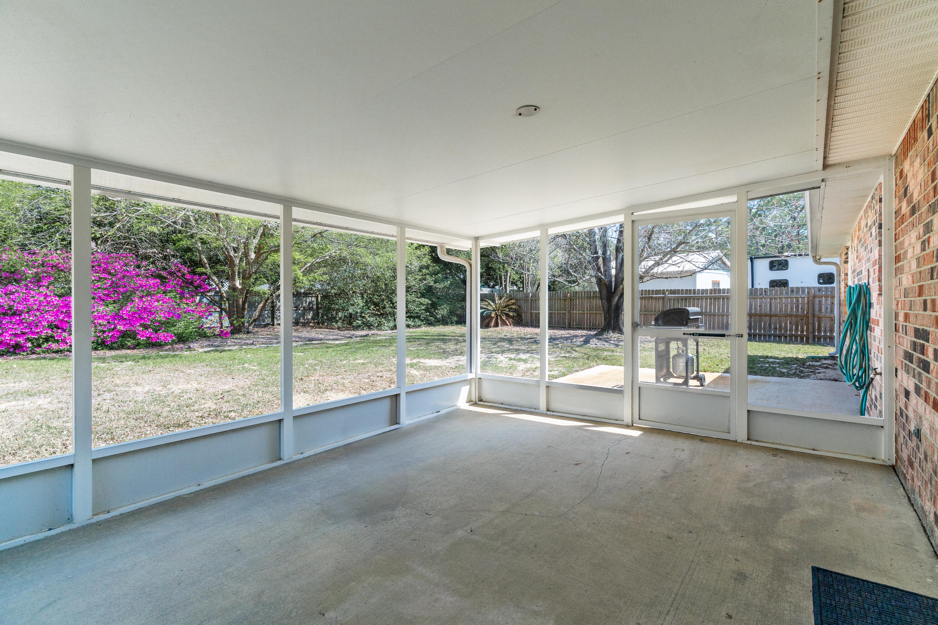 RAINTREE ESTATES - Residential