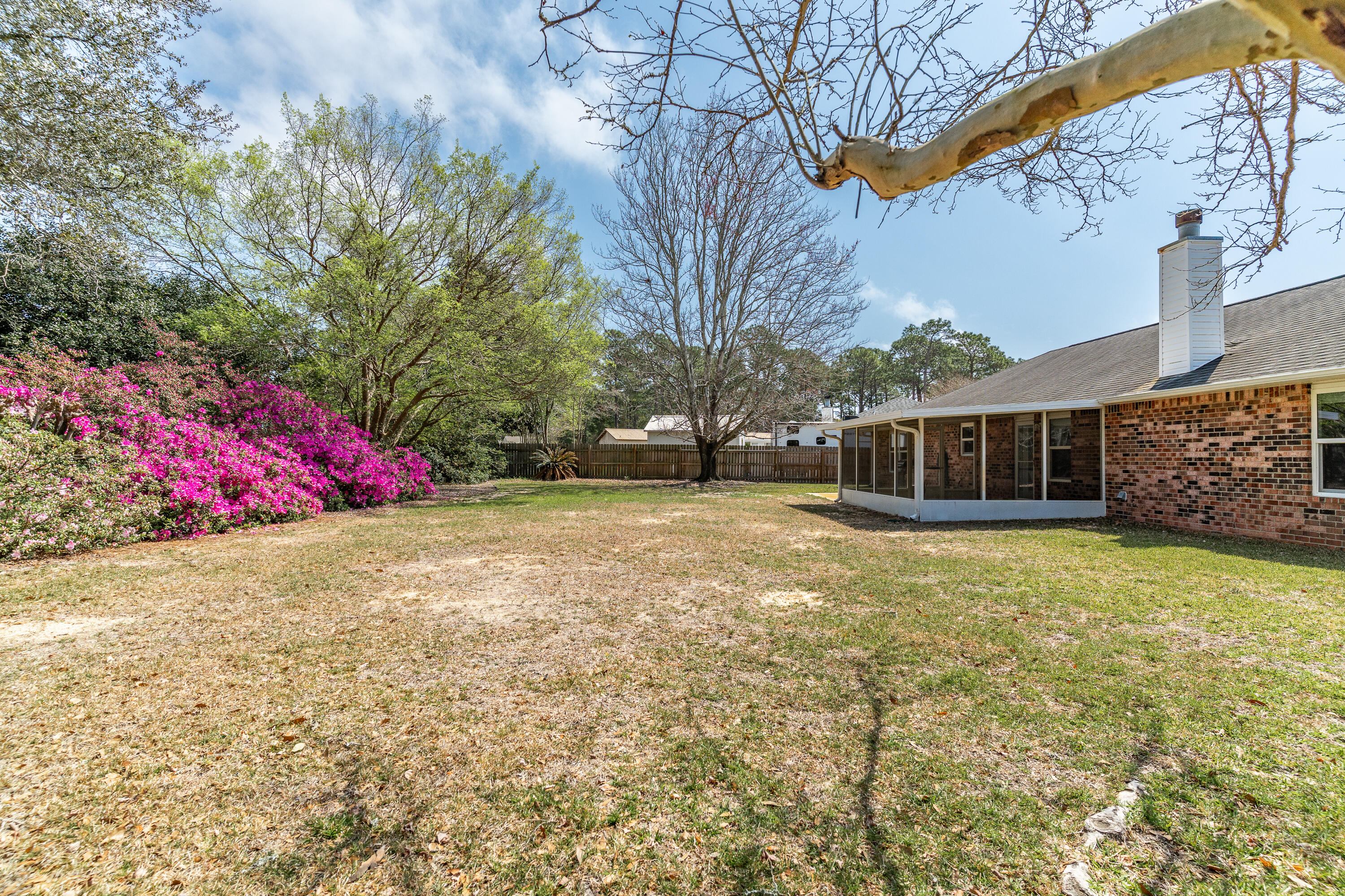 RAINTREE ESTATES - Residential