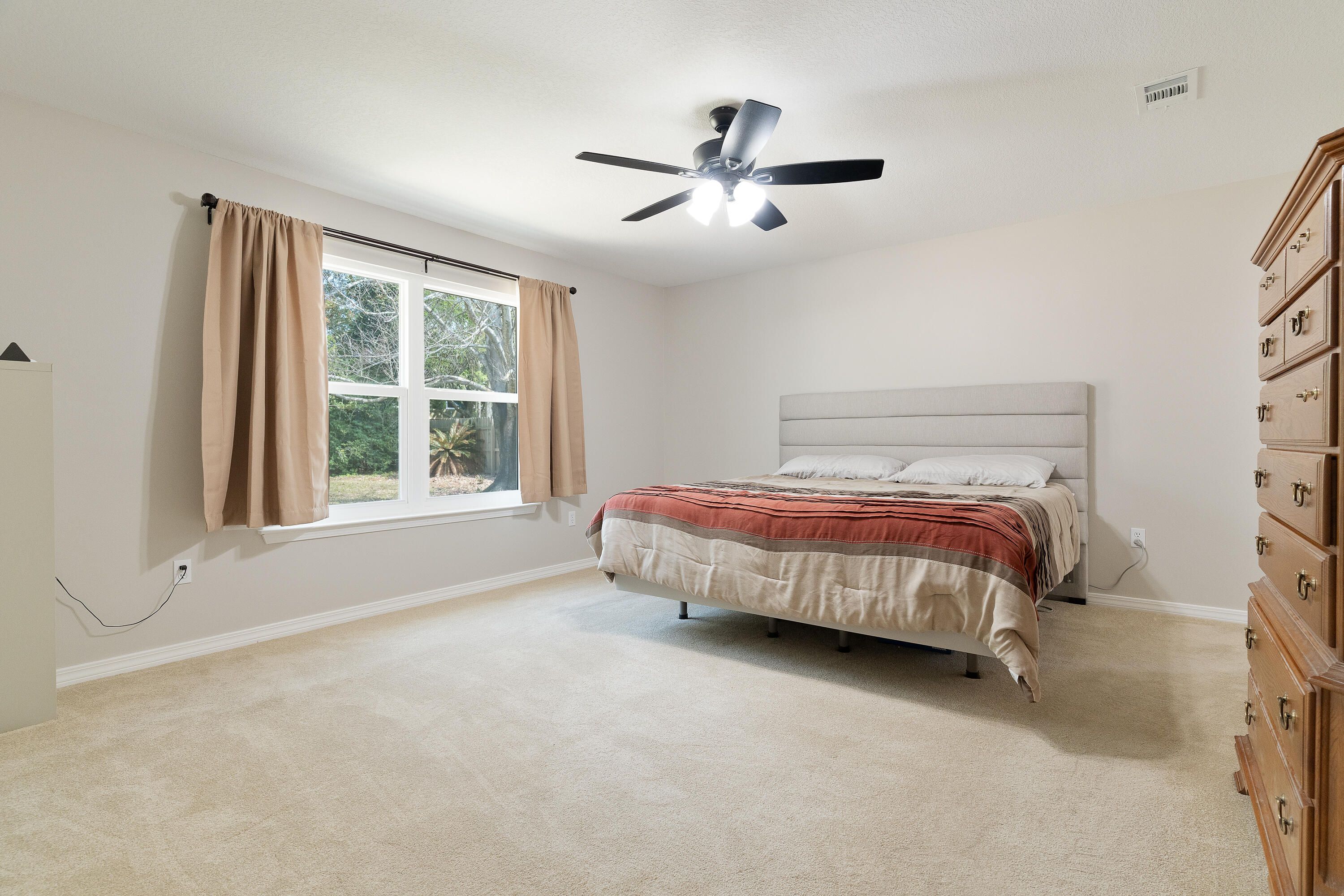 RAINTREE ESTATES - Residential