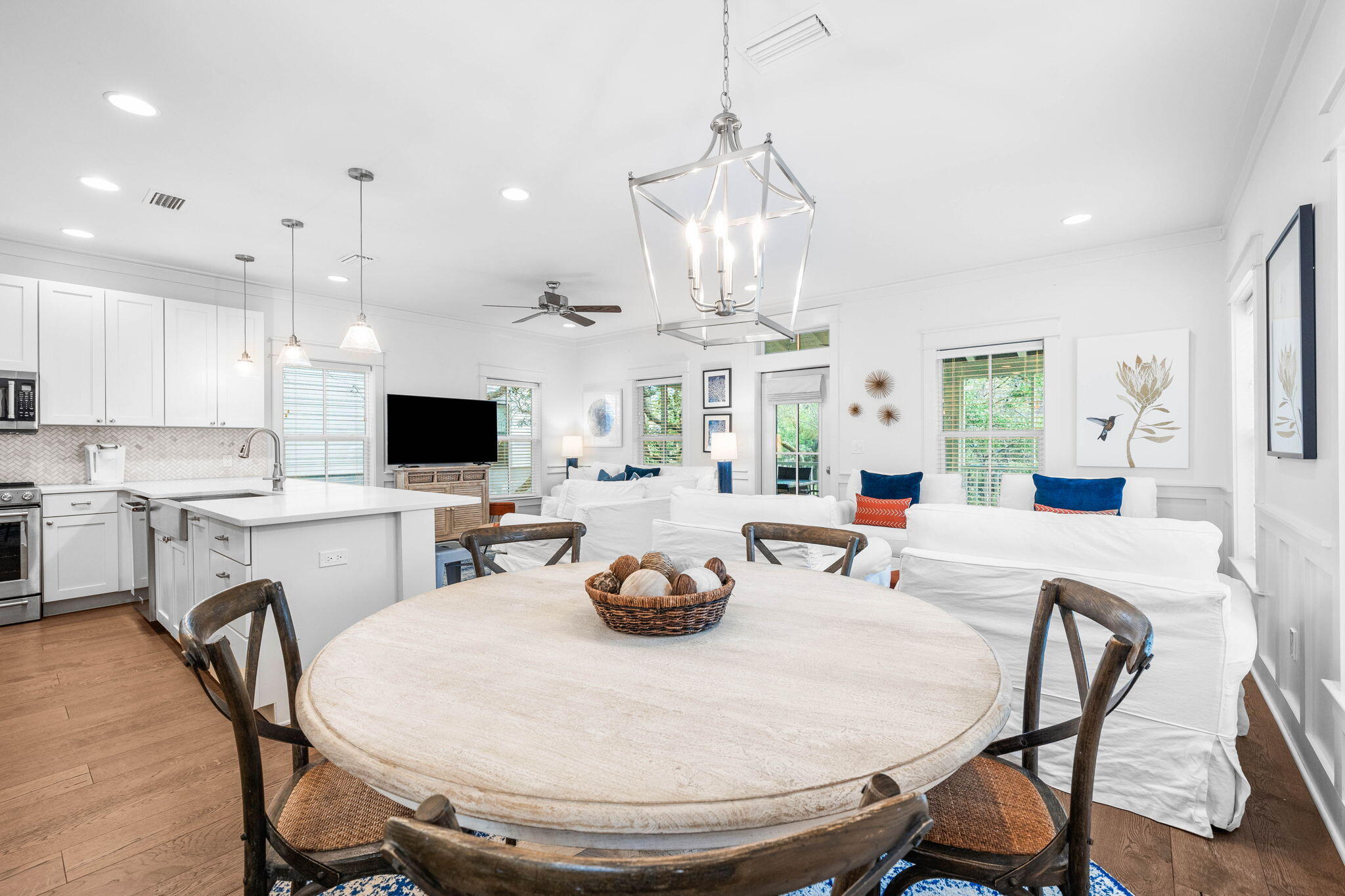 MAGNOLIA COTTAGES - Residential