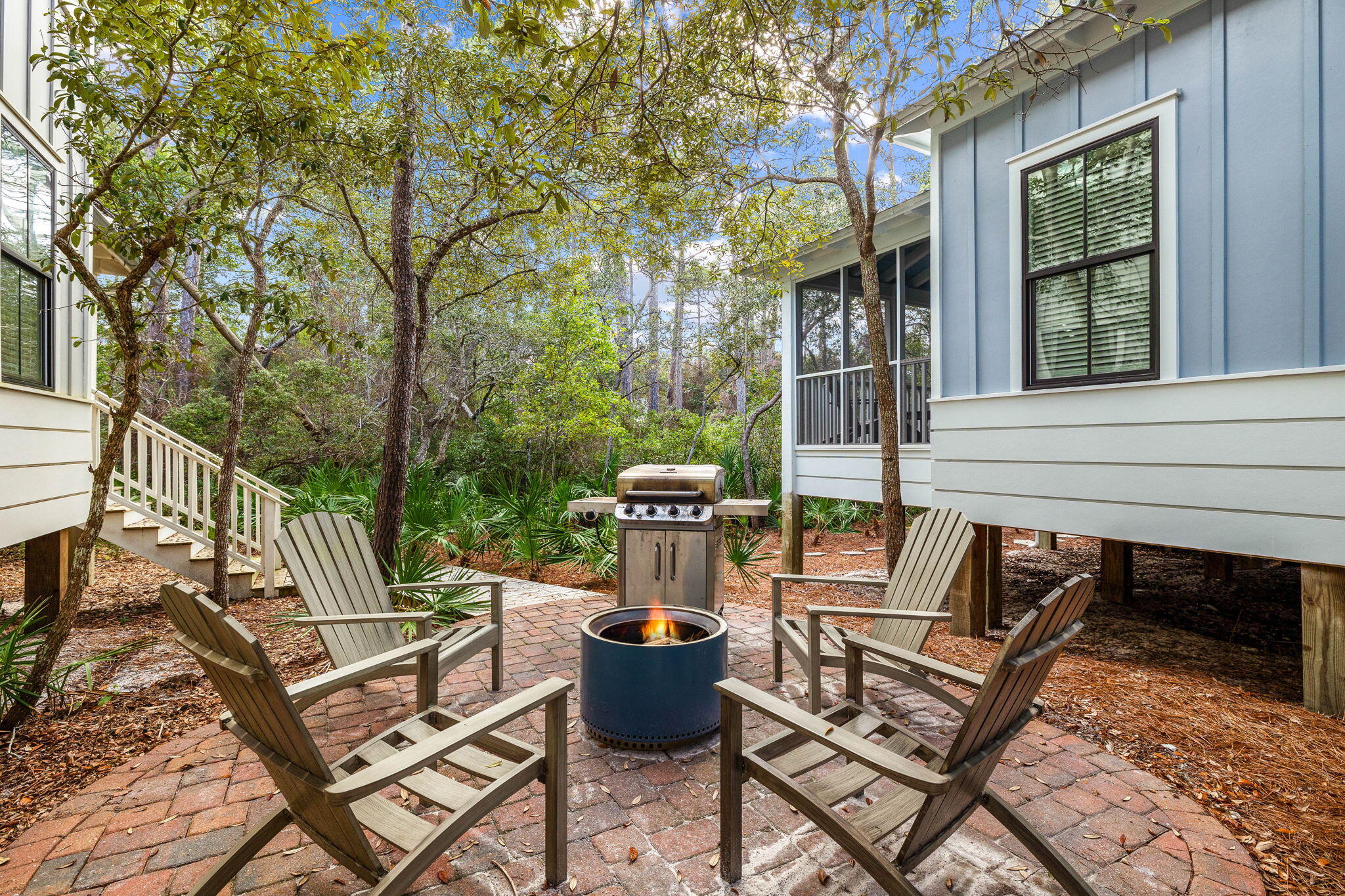 MAGNOLIA COTTAGES - Residential