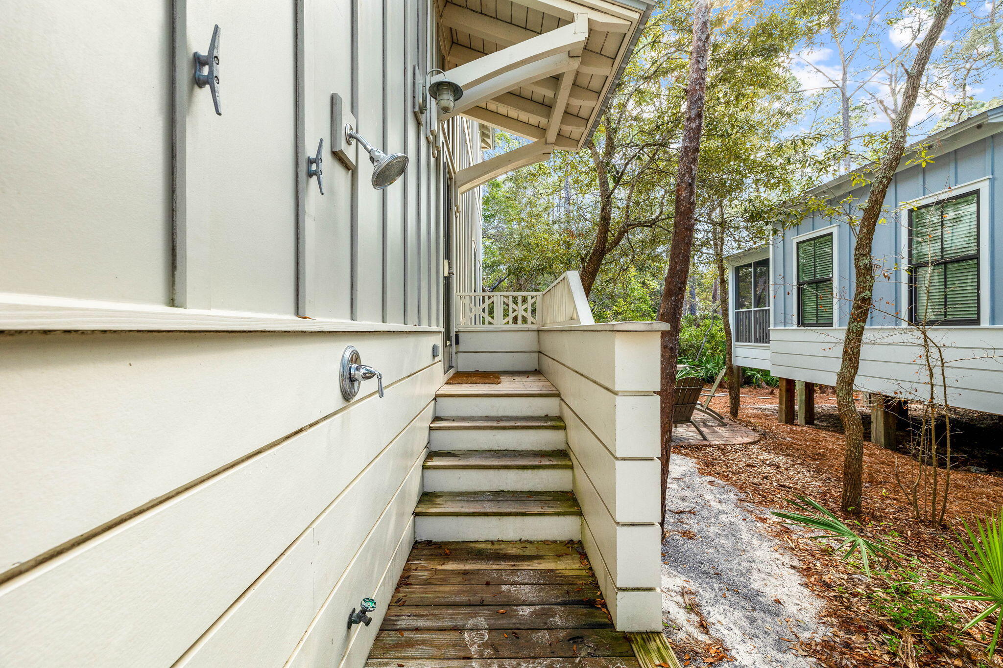 MAGNOLIA COTTAGES - Residential