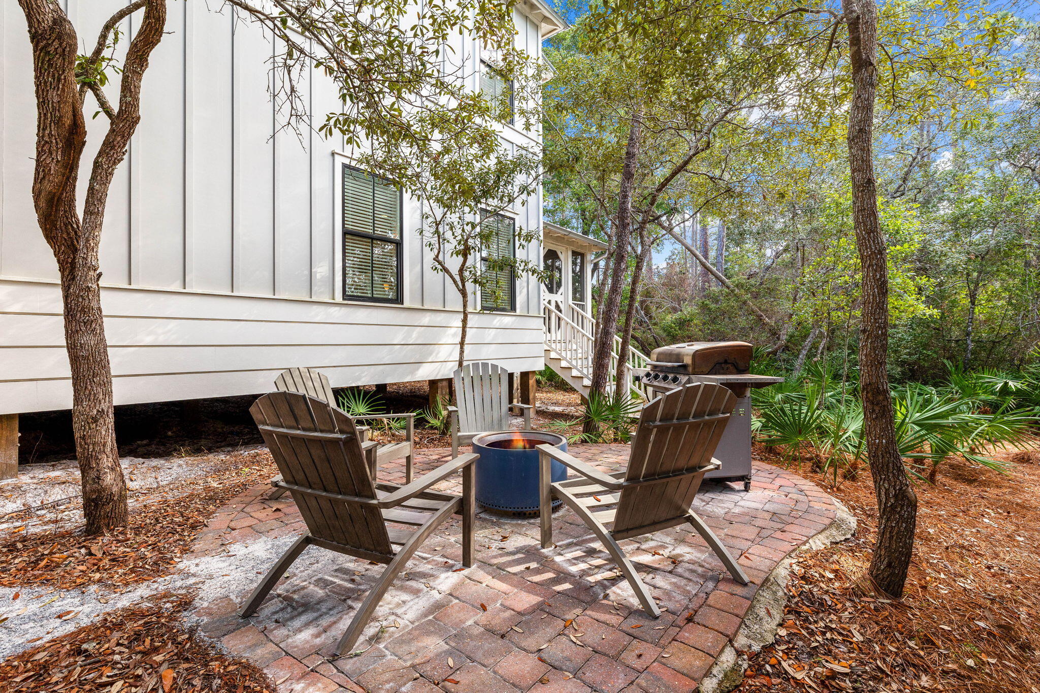 MAGNOLIA COTTAGES - Residential