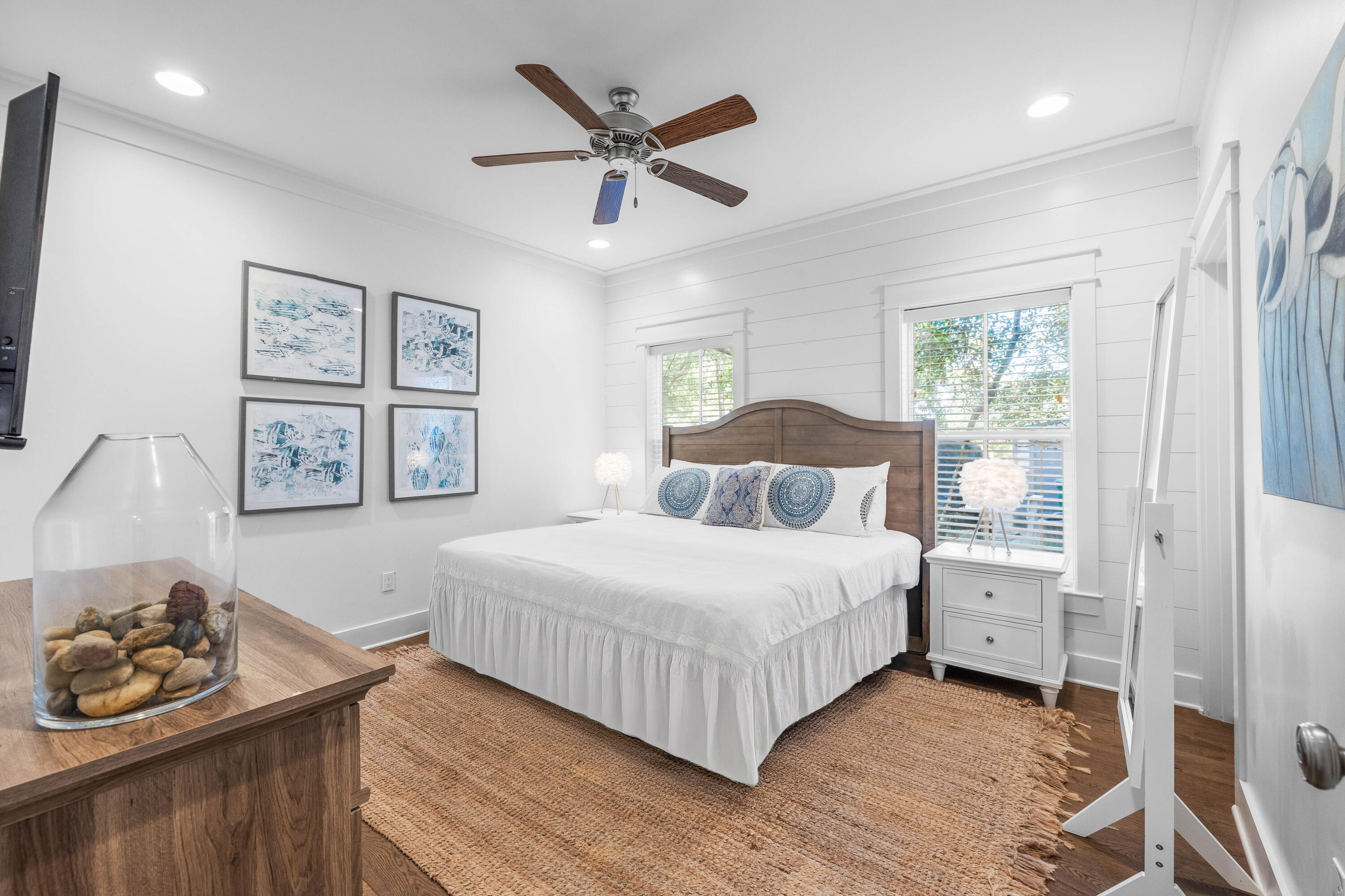 MAGNOLIA COTTAGES - Residential
