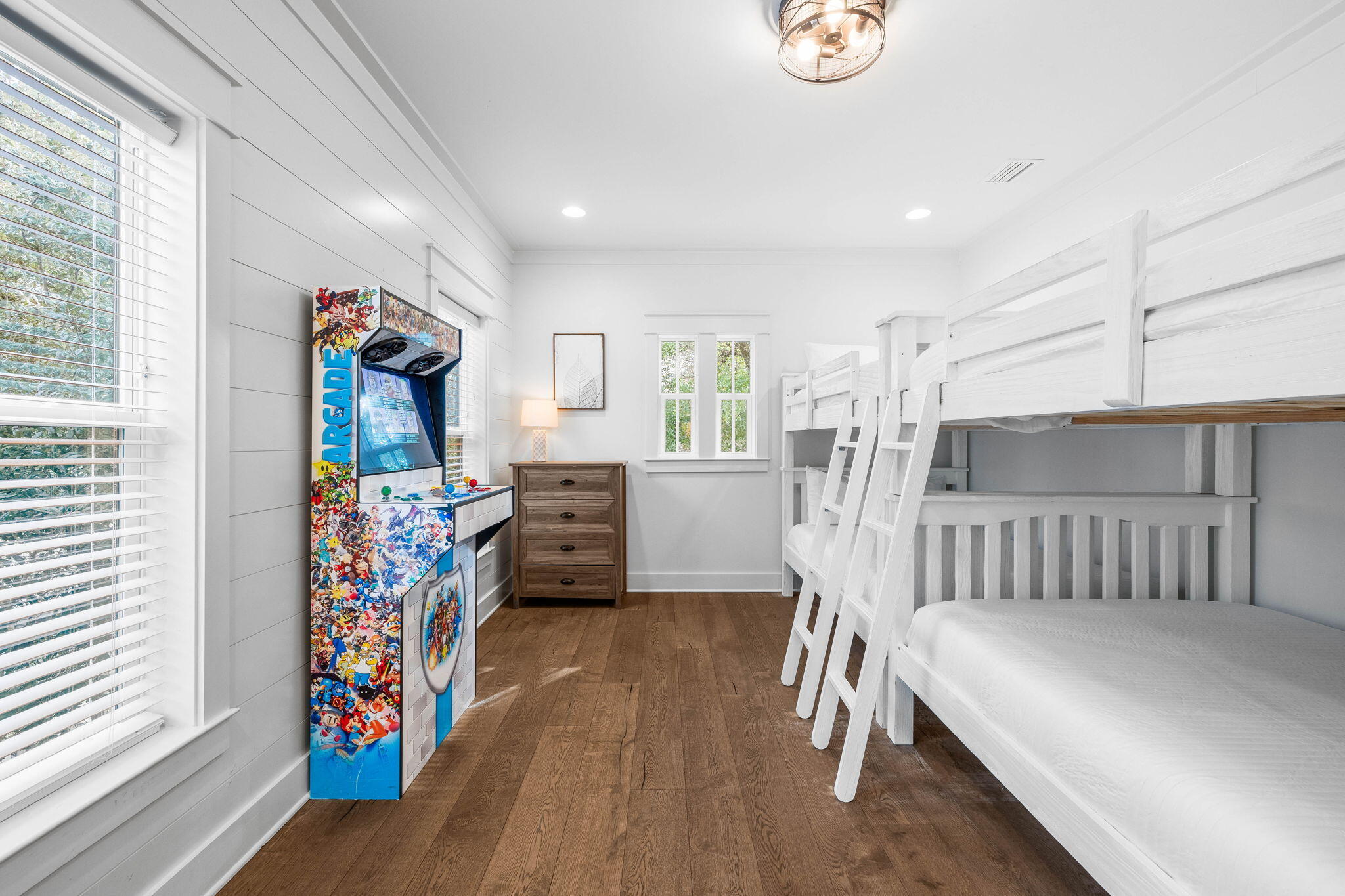 MAGNOLIA COTTAGES - Residential