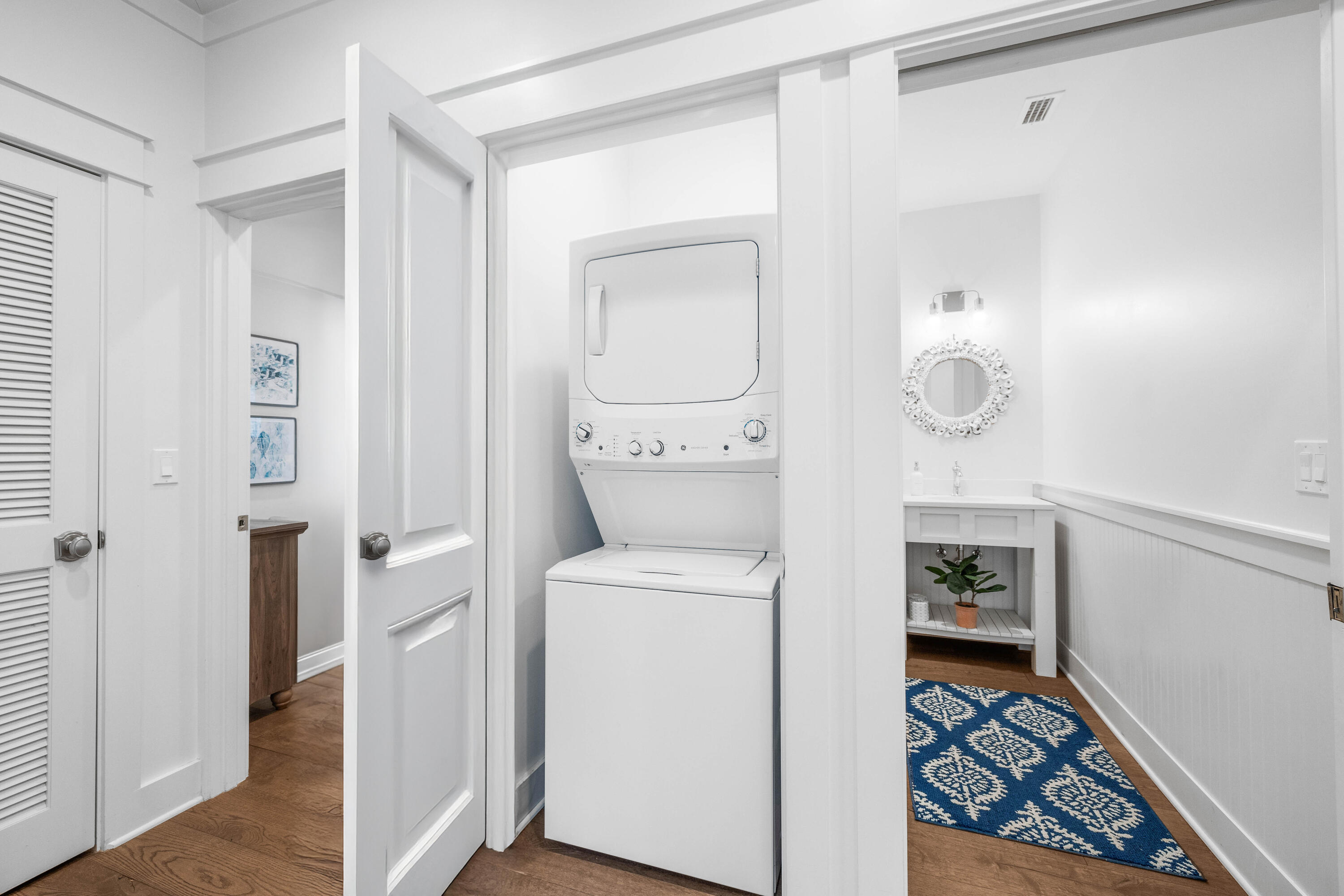 MAGNOLIA COTTAGES - Residential