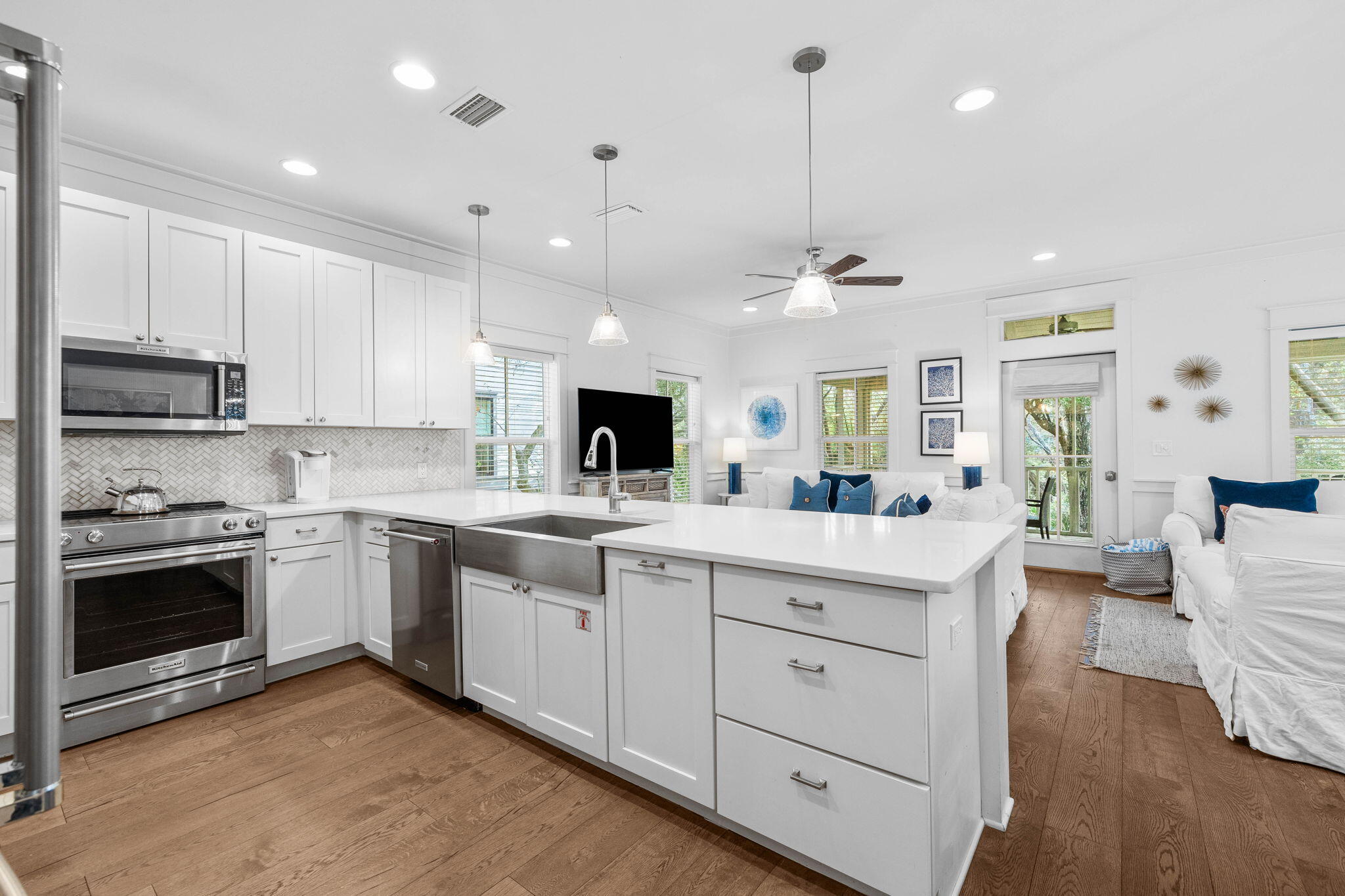 MAGNOLIA COTTAGES - Residential