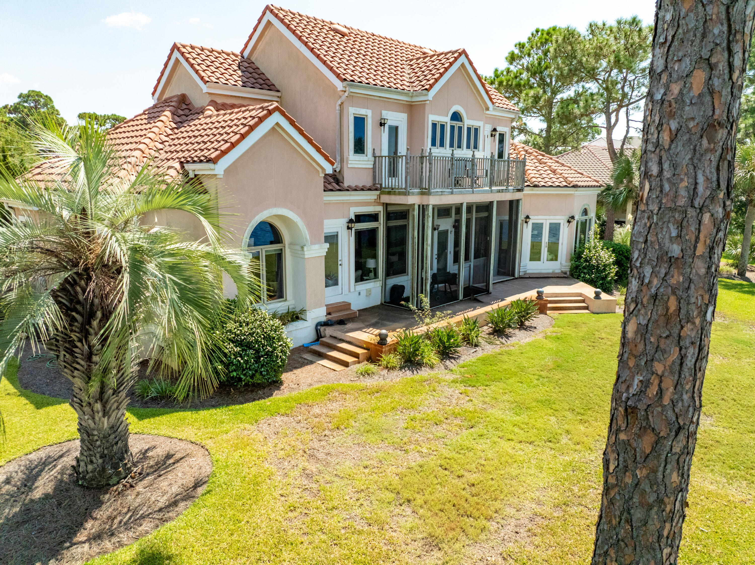 BURNT PINE - Residential