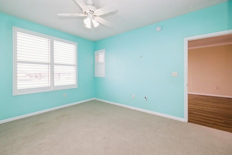 PALM COURT YACHT CLUB - Residential