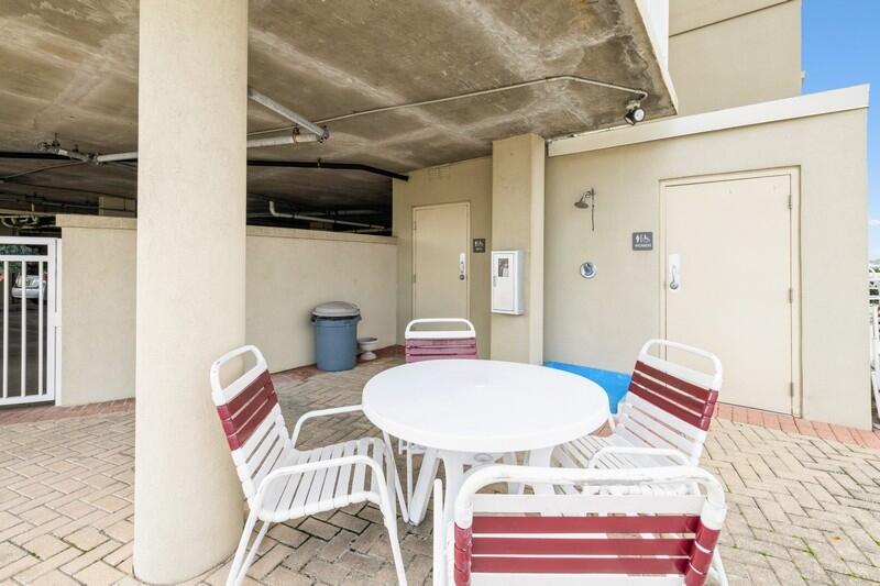 PALM COURT YACHT CLUB - Residential