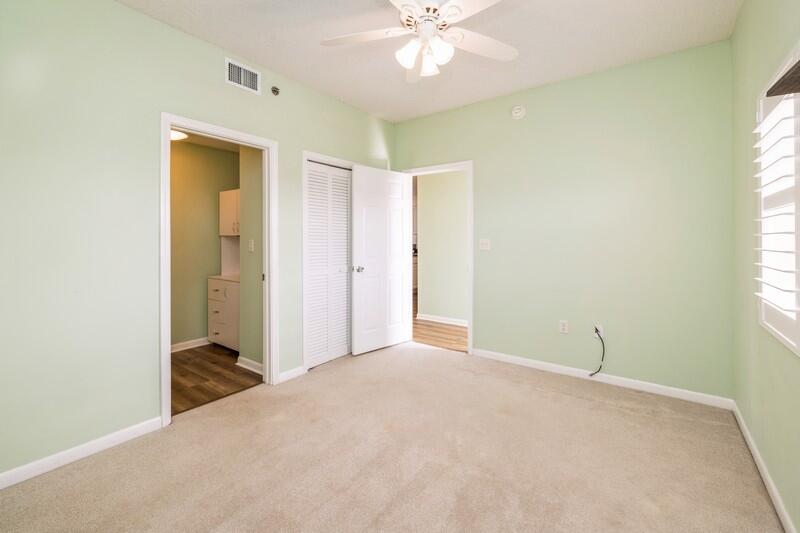 PALM COURT YACHT CLUB - Residential