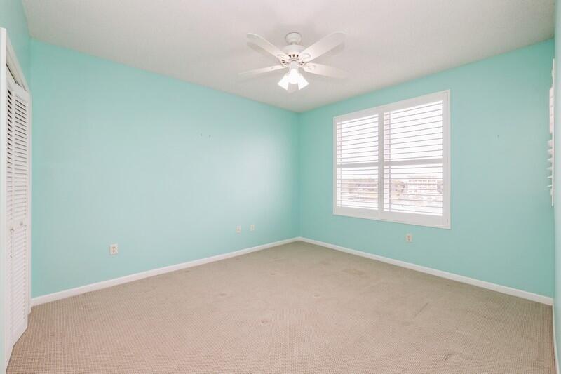 PALM COURT YACHT CLUB - Residential