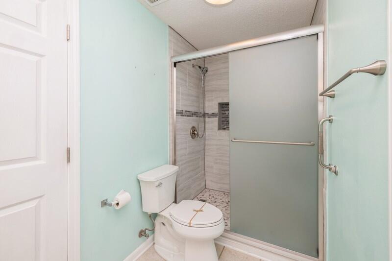 PALM COURT YACHT CLUB - Residential