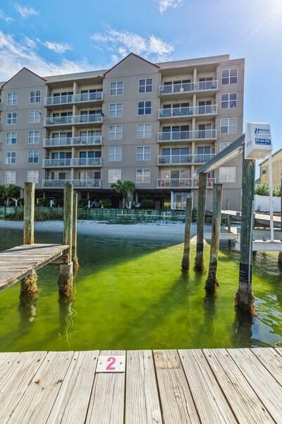 PALM COURT YACHT CLUB - Residential