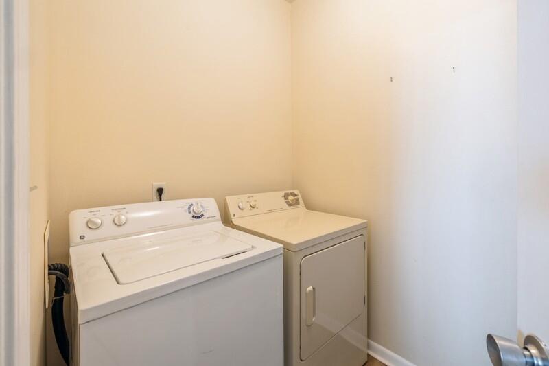 PALM COURT YACHT CLUB - Residential