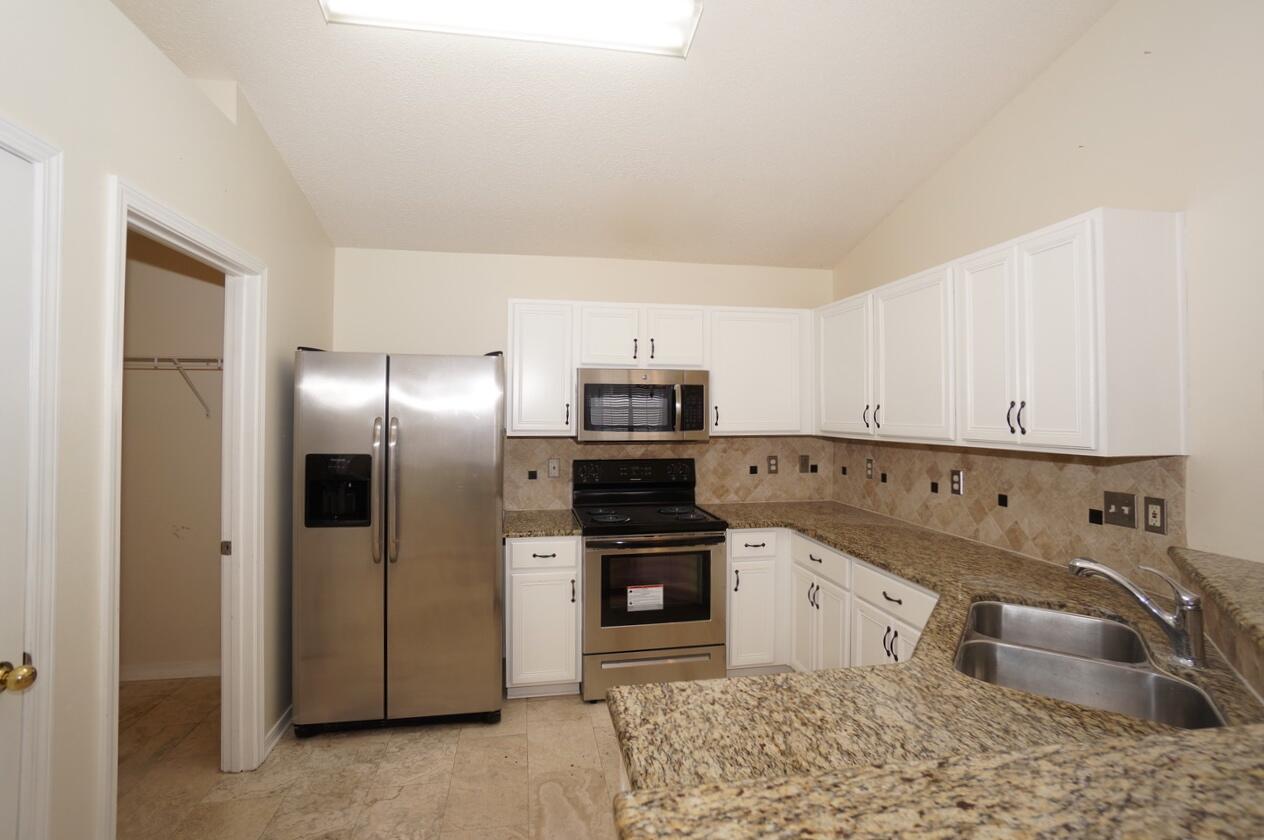 PARADISE RETREAT - Residential