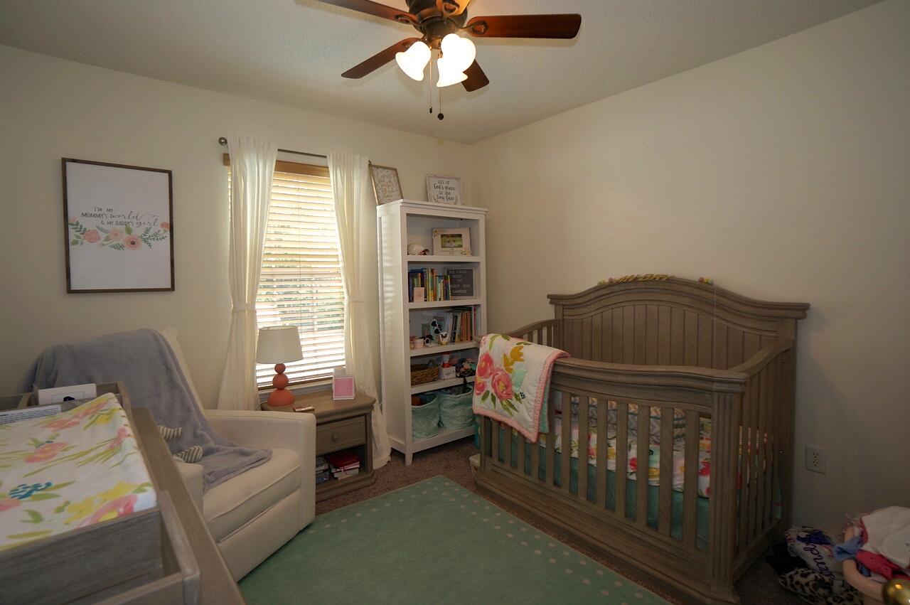 PARADISE RETREAT - Residential