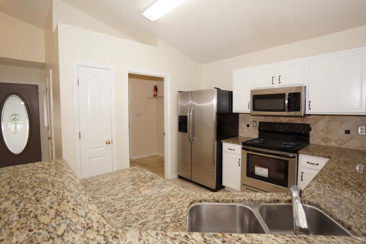 PARADISE RETREAT - Residential