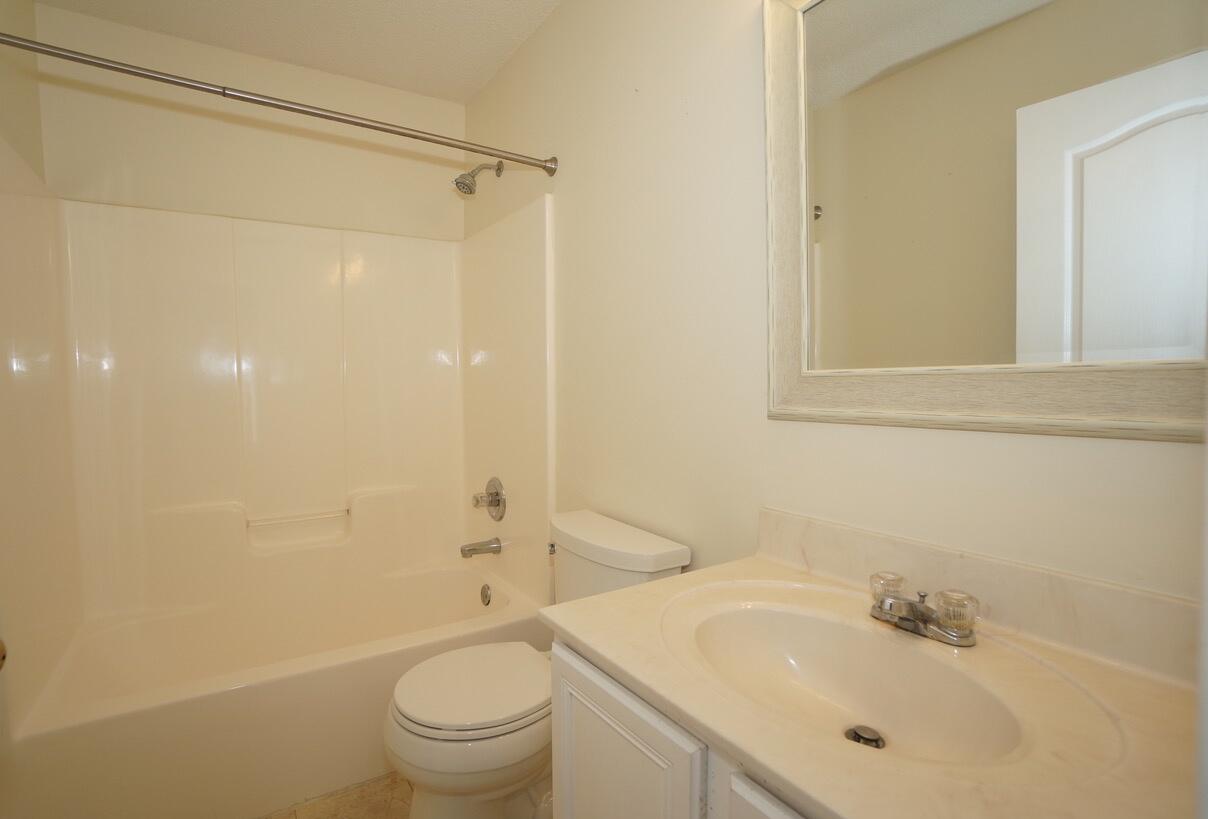 PARADISE RETREAT - Residential