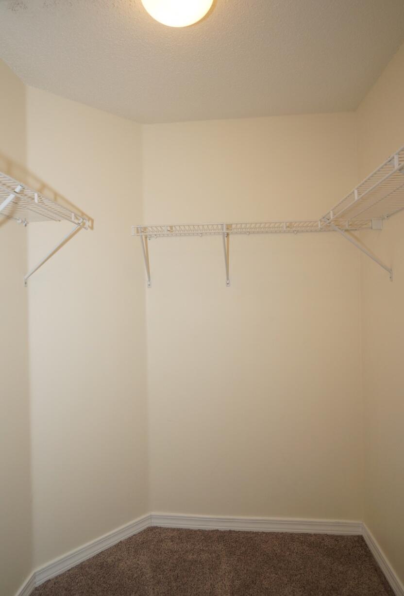 PARADISE RETREAT - Residential